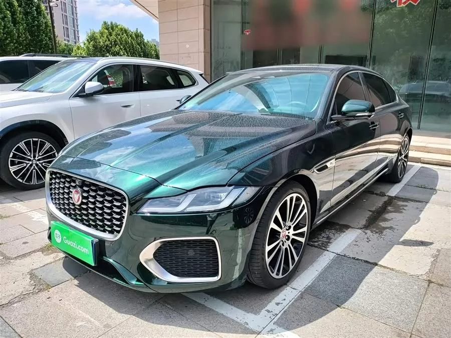 Jaguar XFL
