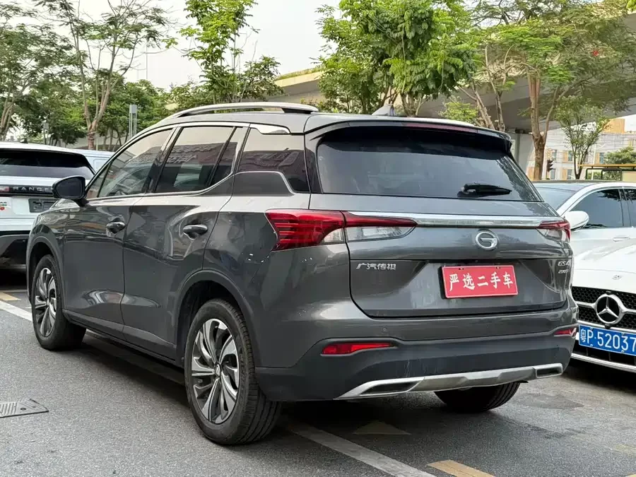 GAC Trumpchi GS4