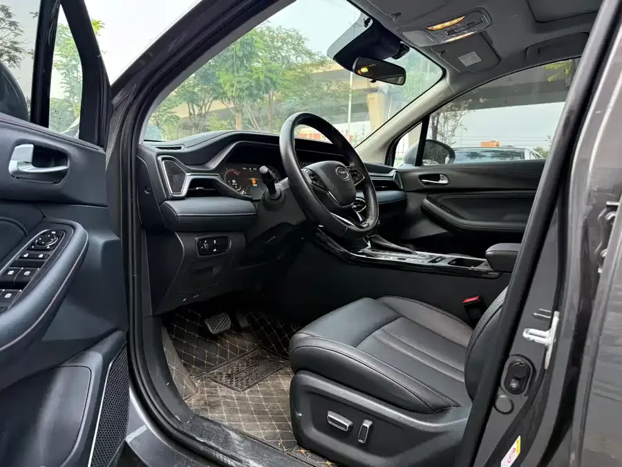 GAC Trumpchi GS4