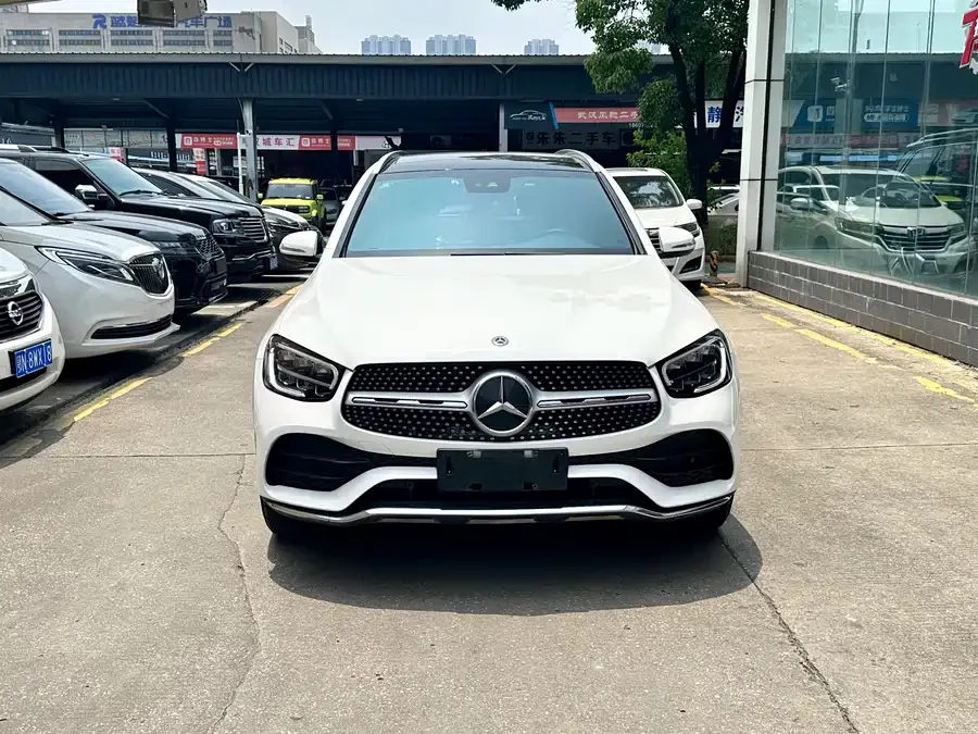 Mercedes Benz GLC