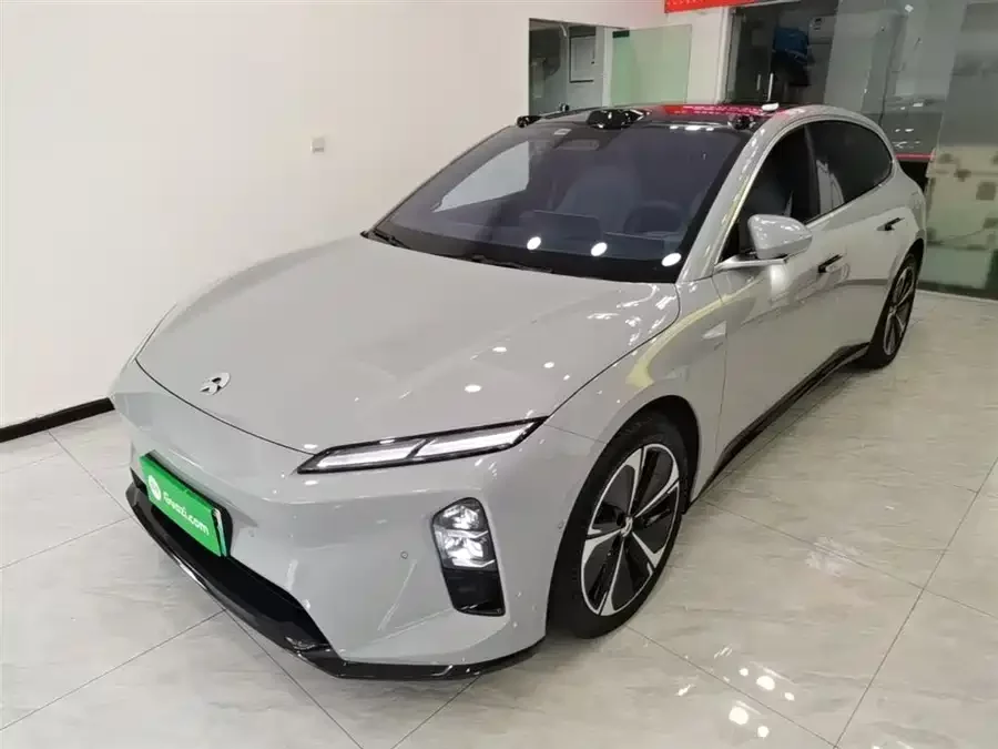 NIO ET5T