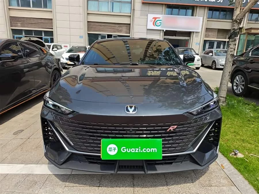Changan UNI-V