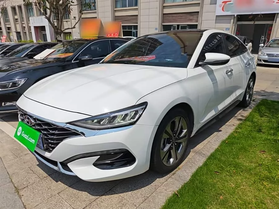 Hyundai Festa