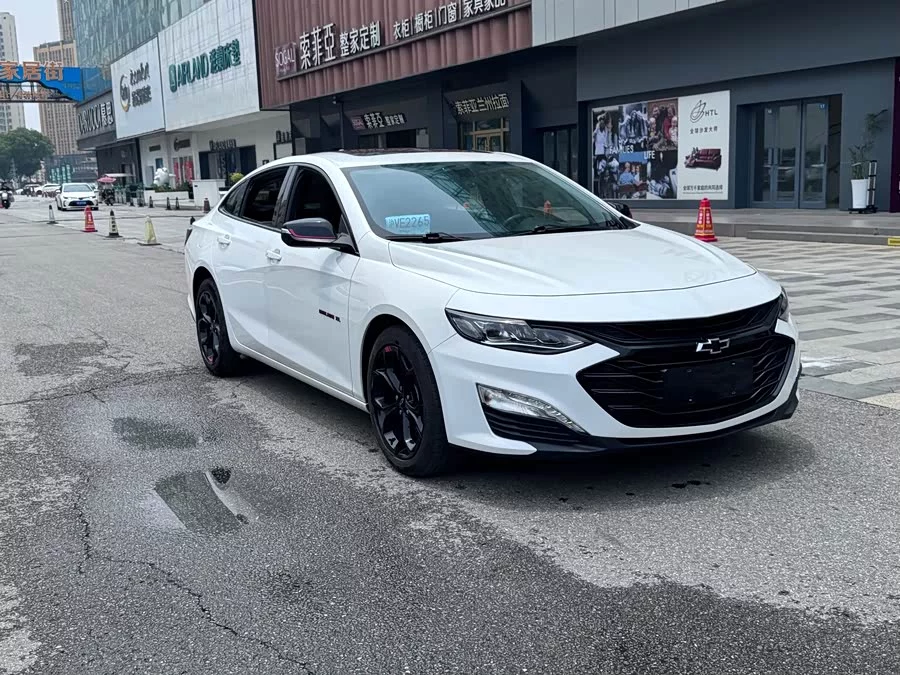 Chevrolet Malibu XL