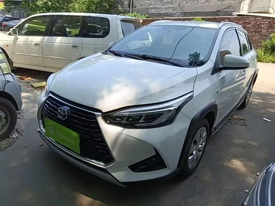 Toyota YARiS L