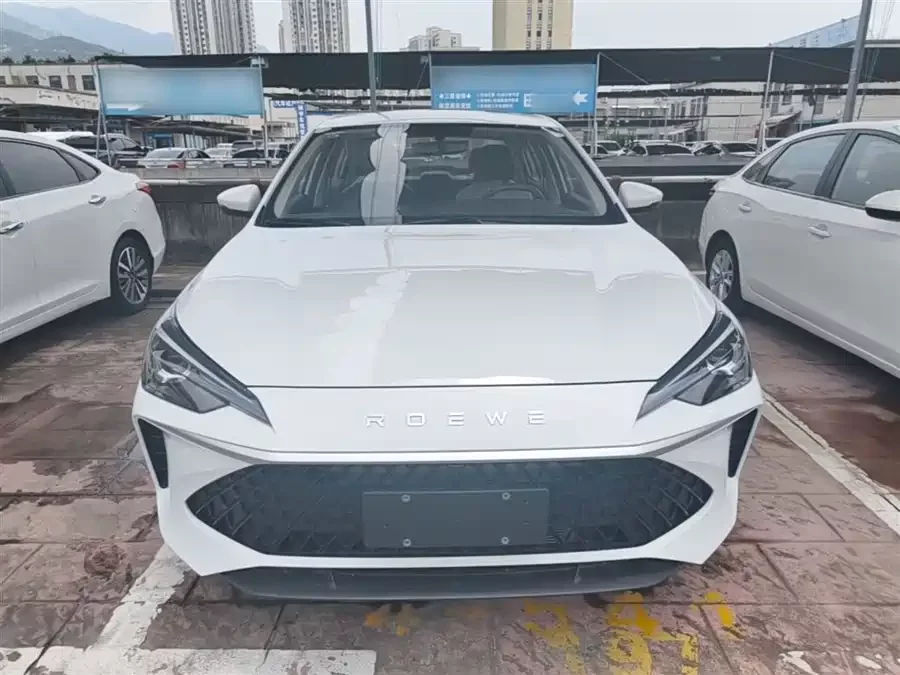 Roewe i5