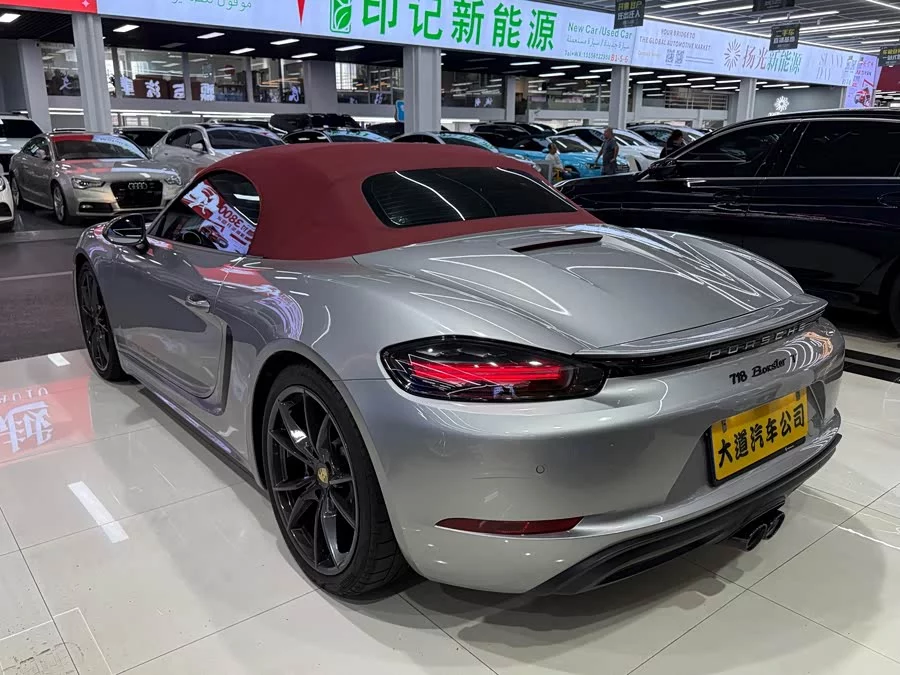 Porsche 718