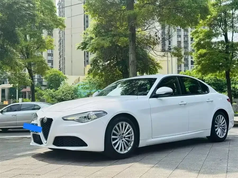 Alfa Romeo Giulia