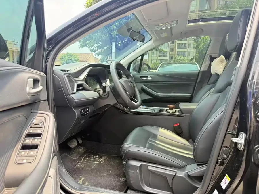 GAC Trumpchi GS4