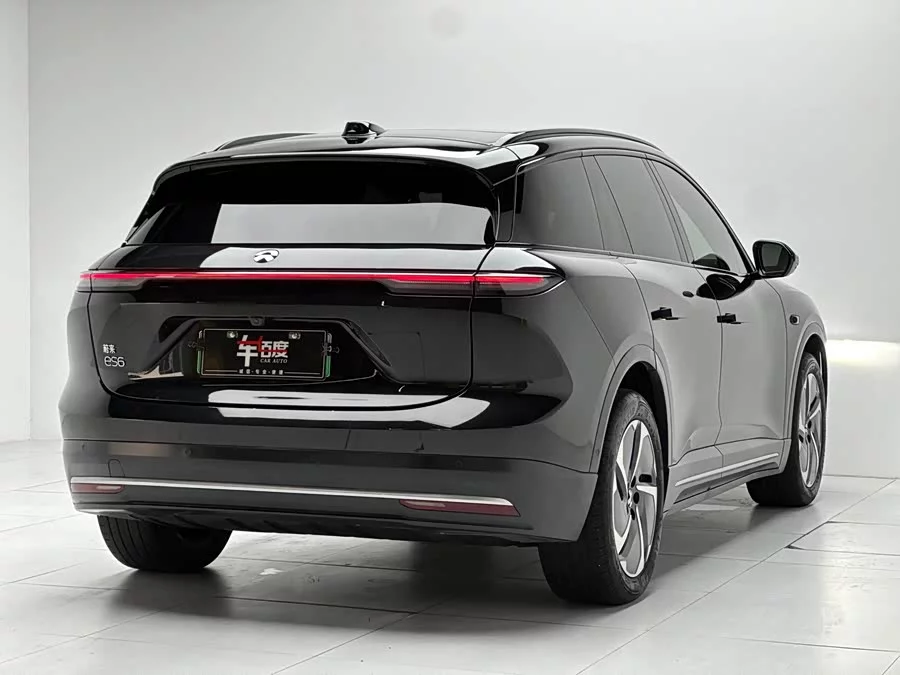 NIO ES6