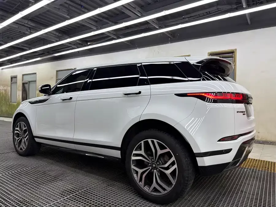 Land Rover Range Rover Aurora