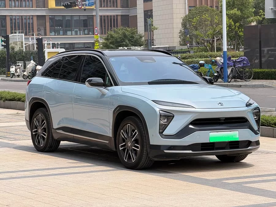 NIO ES6