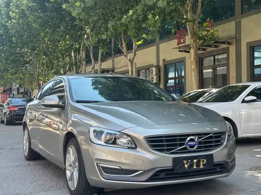 Volvo S60