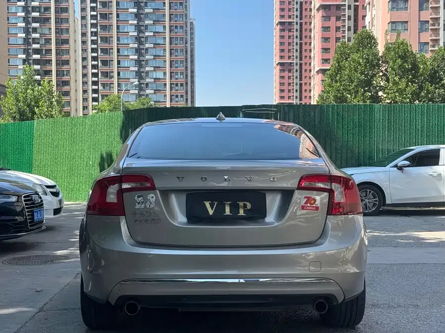 Volvo S60