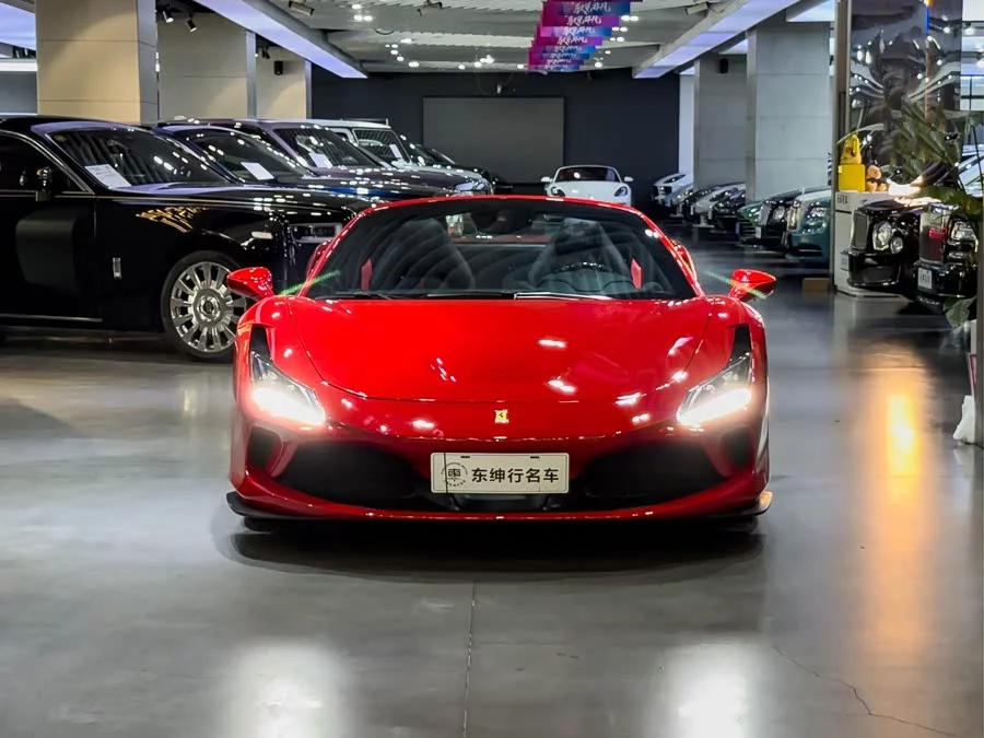 Ferrari F8