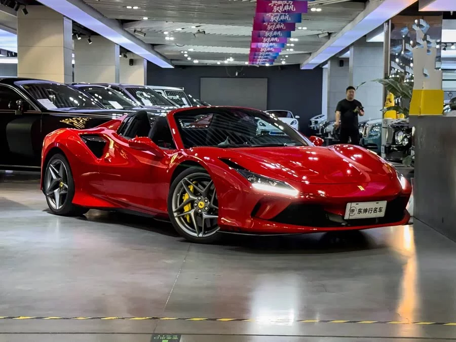 Ferrari F8
