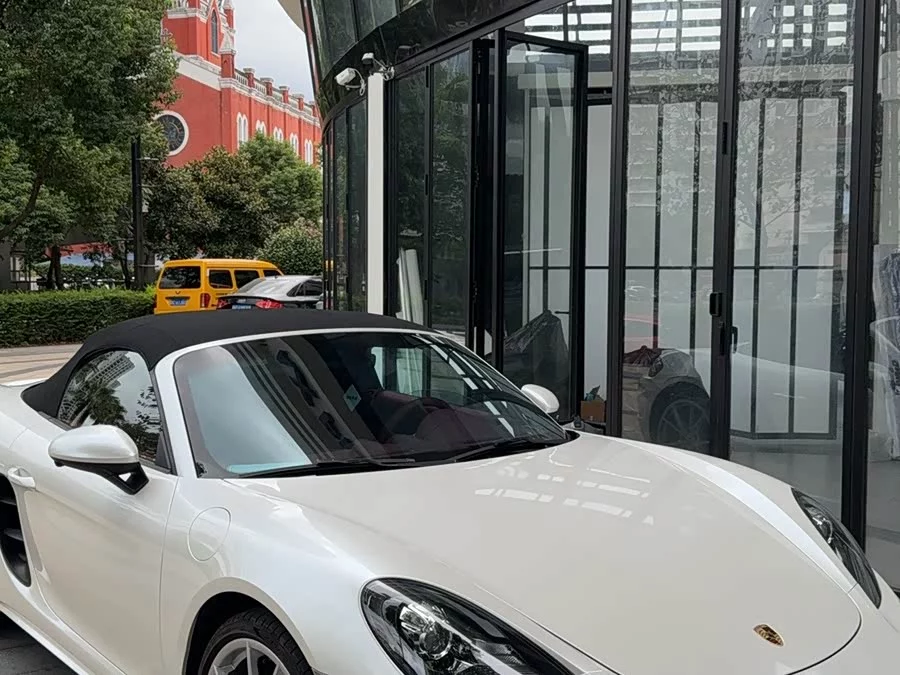 Porsche 718