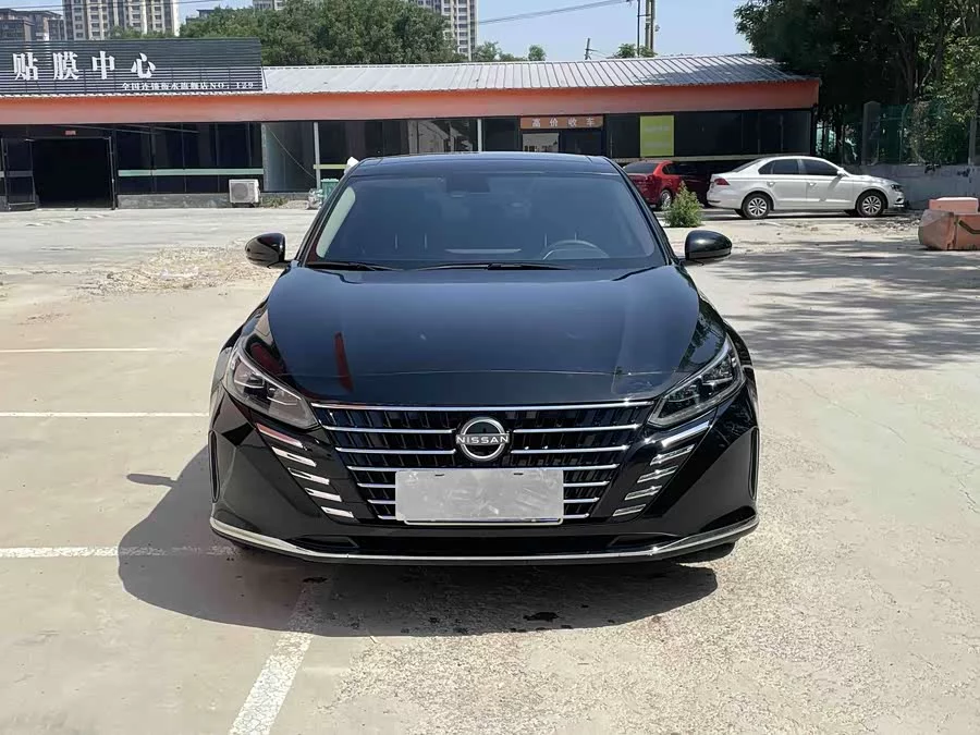 Nissan Teana