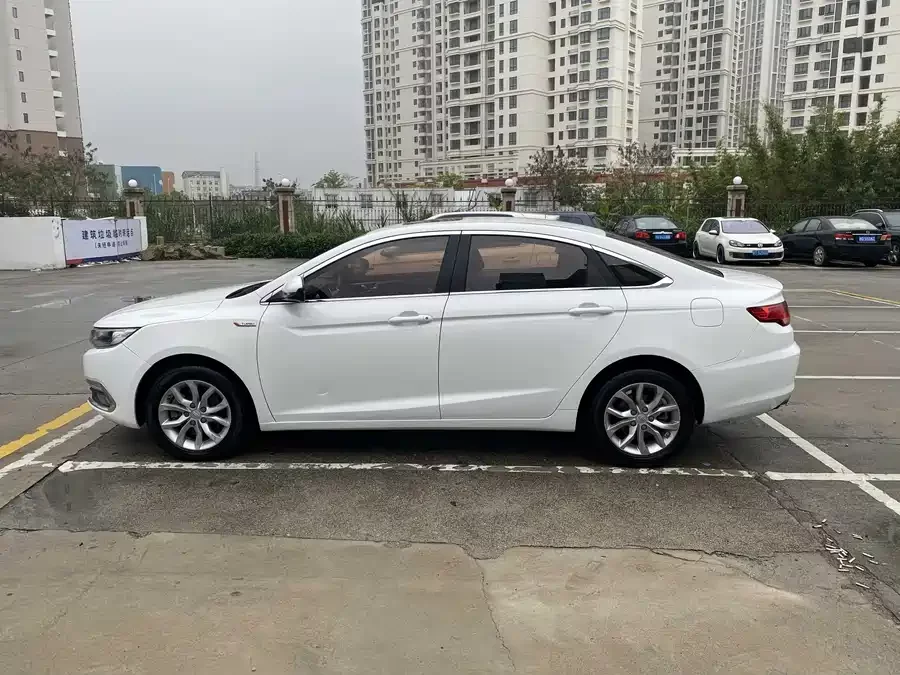 Geely Emgrand GL