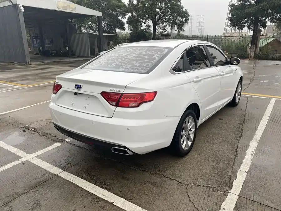 Geely Emgrand GL