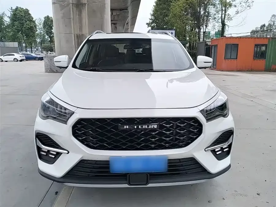 Jetour X90