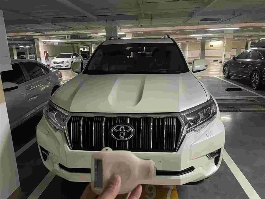 Toyota Prado