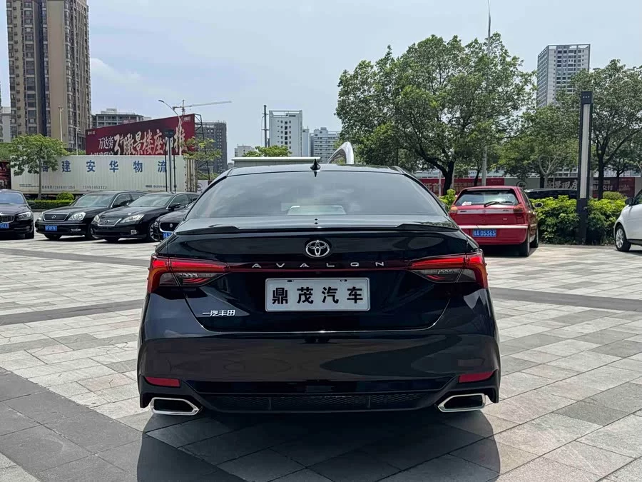Toyota Avalon