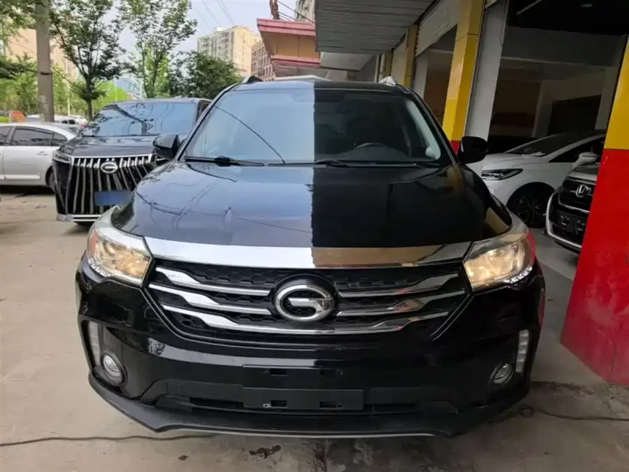 GAC Trumpchi GS4