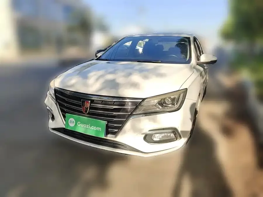 Roewe i5
