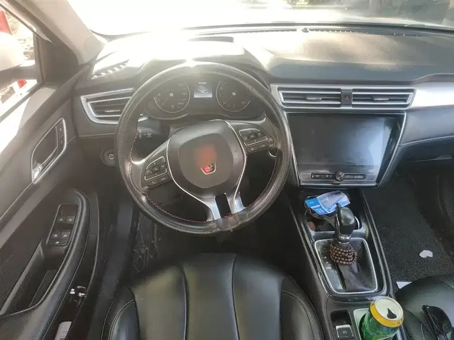 Roewe i5