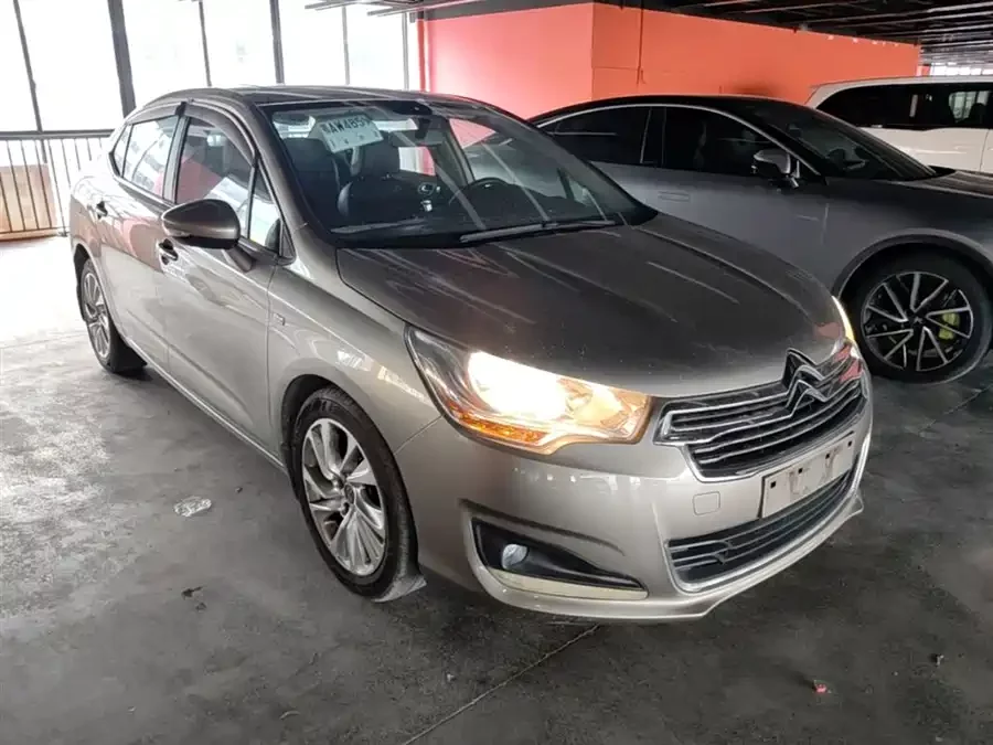 Citroën C4L