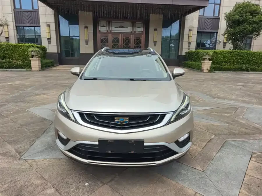 Geely Emgrand GS