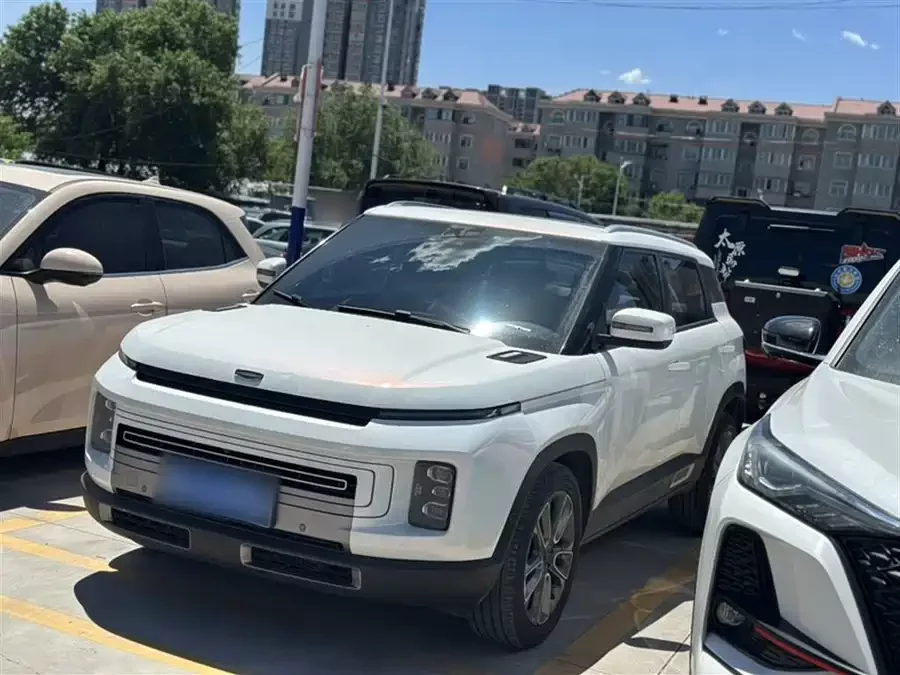Geely ICON