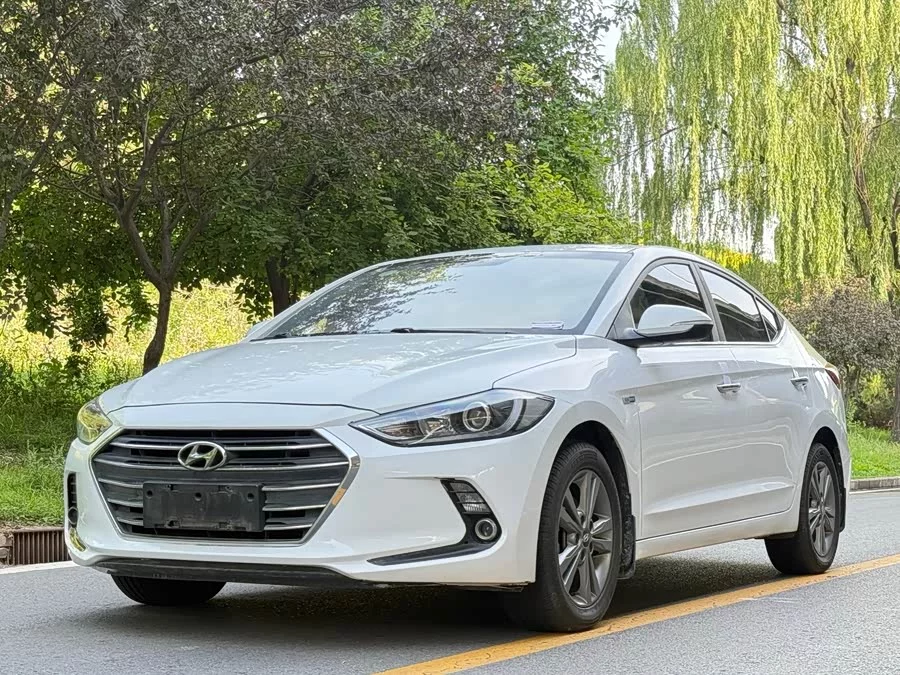Hyundai elantra