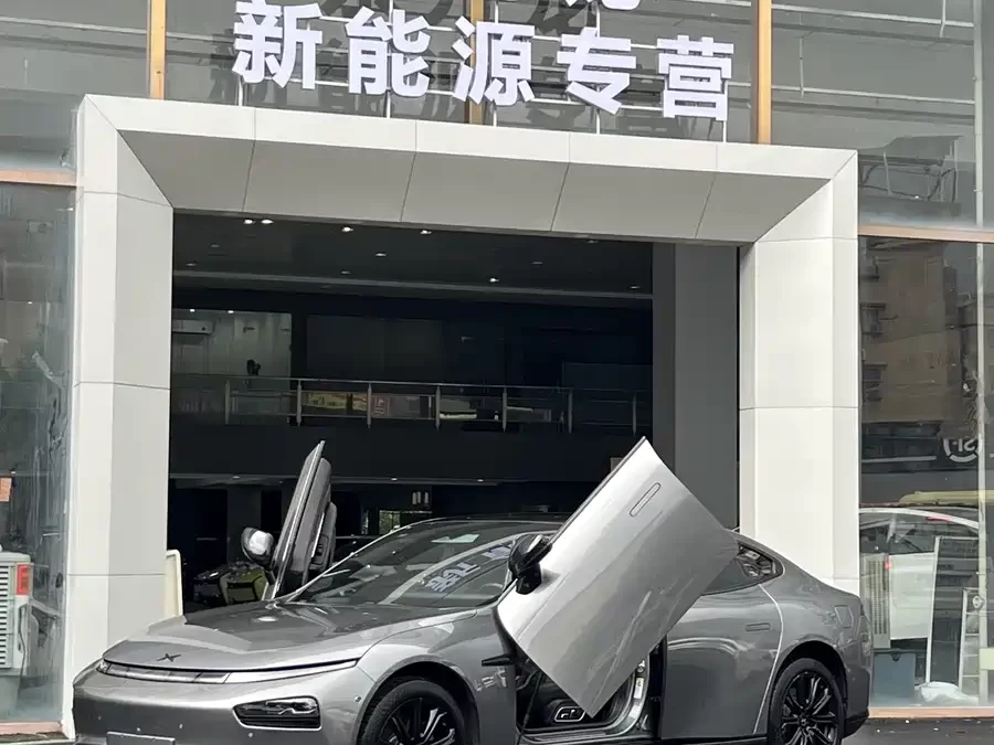 Xpeng P7