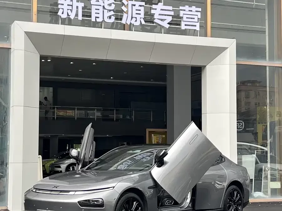 Xpeng P7