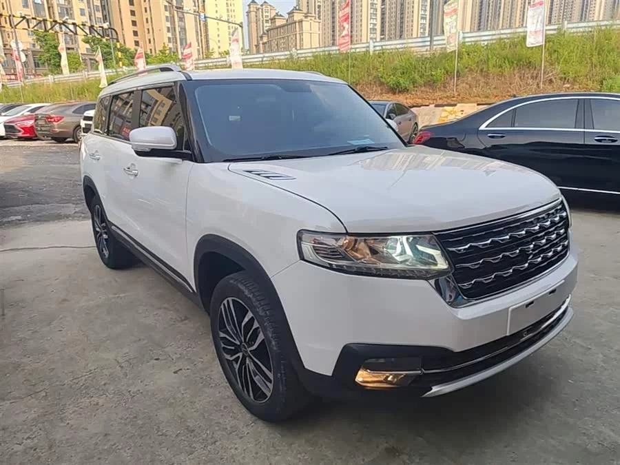 BAIC Q7