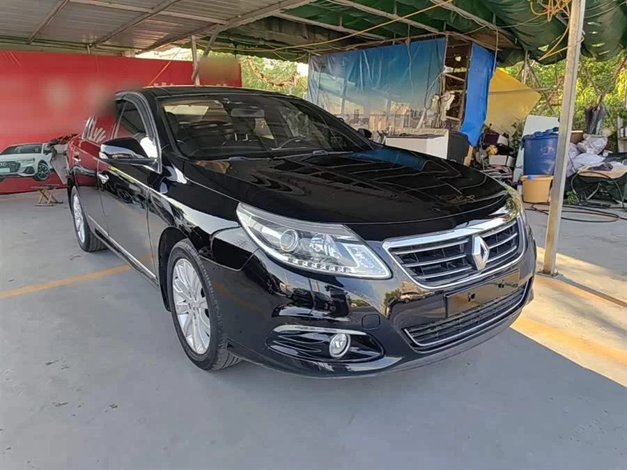 Renault Latitude