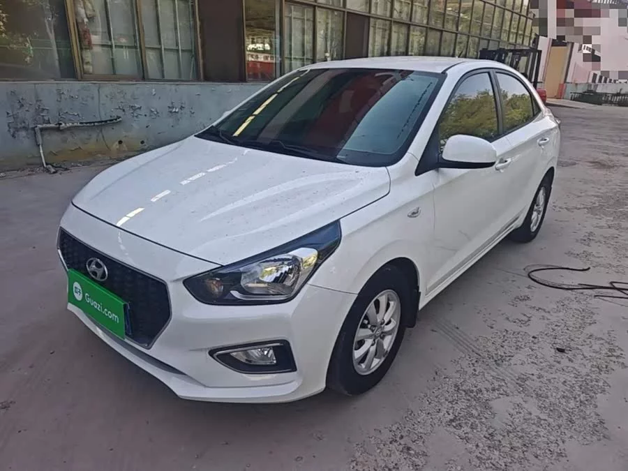 Hyundai Rena