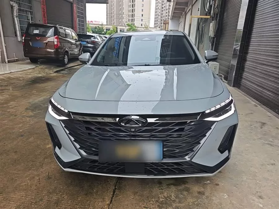Chery Arrizo 8