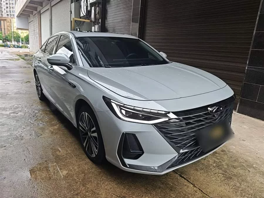 Chery Arrizo 8