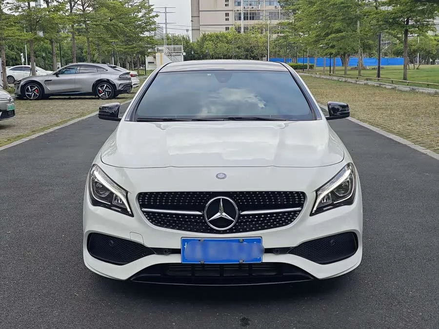 Mercedes-Benz CLA