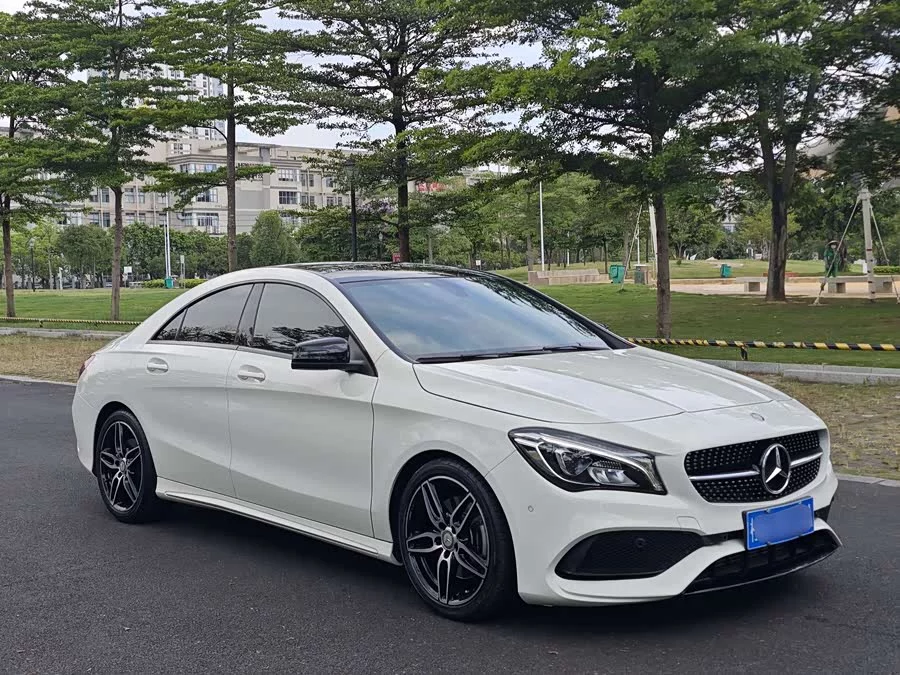 Mercedes-Benz CLA