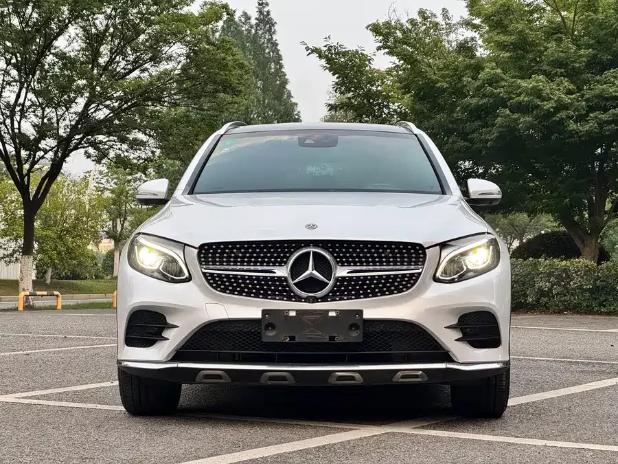 Mercedes Benz GLC
