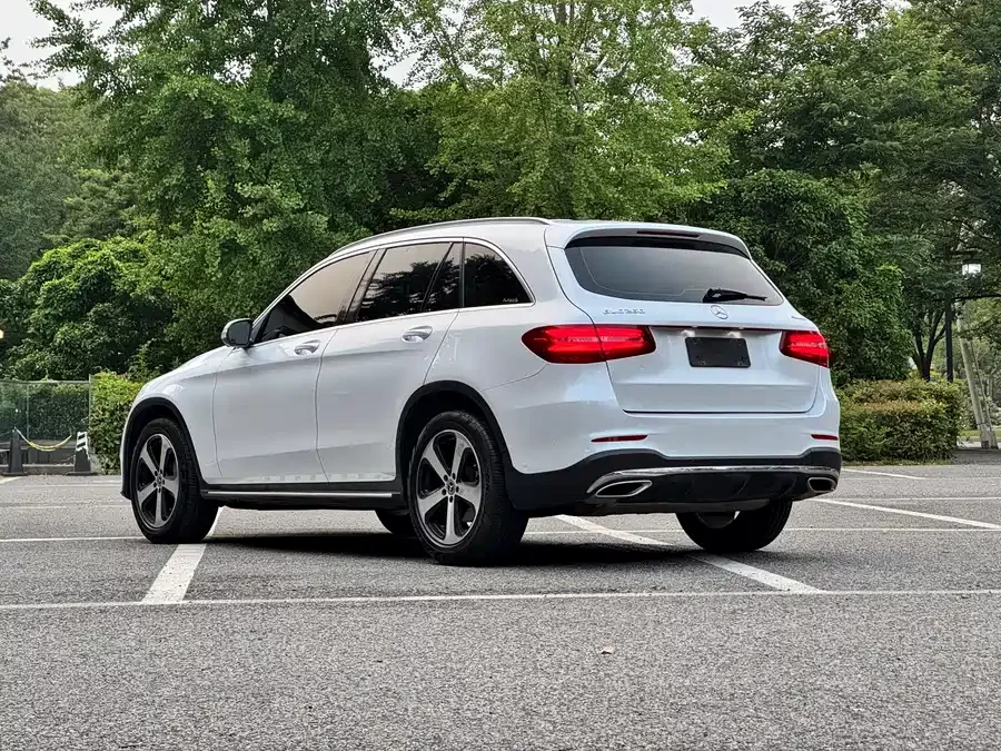 Mercedes Benz GLC