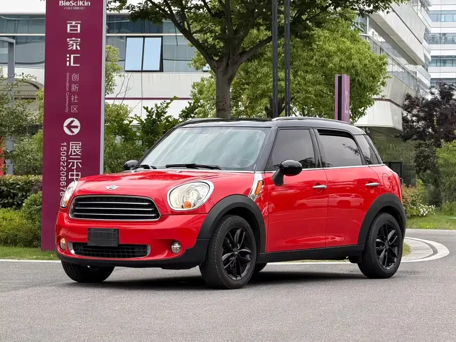 MINI COUNTRYMAN