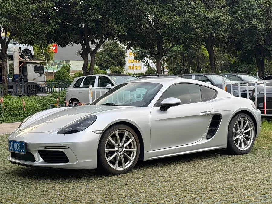 Porsche 718