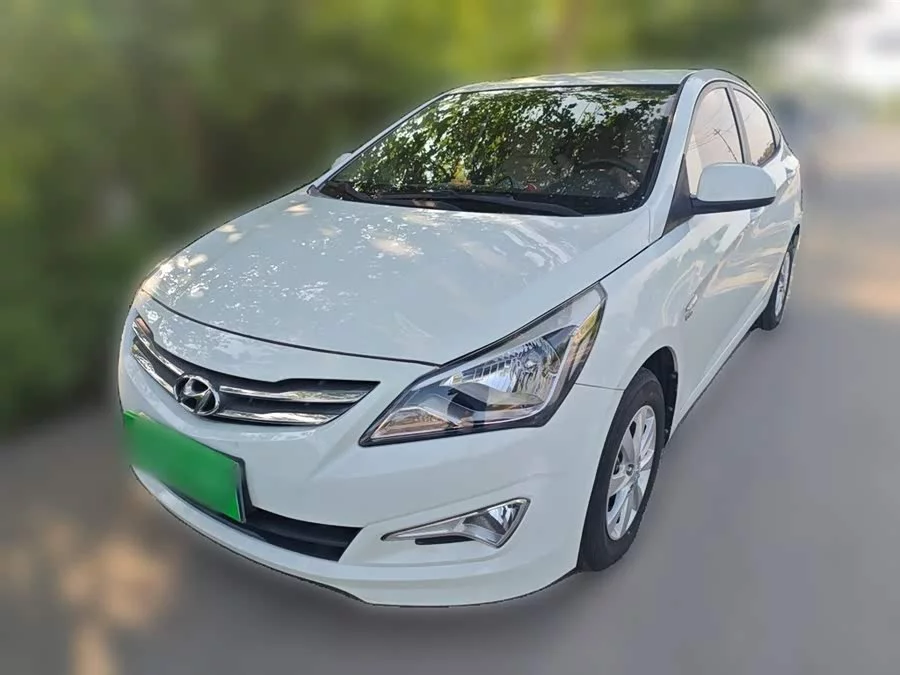 Hyundai Rena