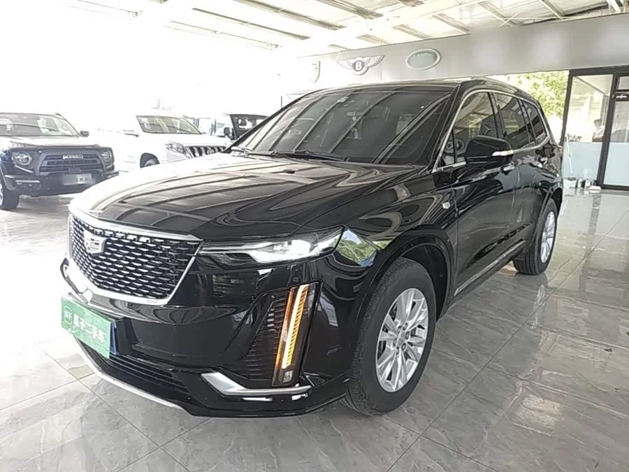 Cadillac XT6