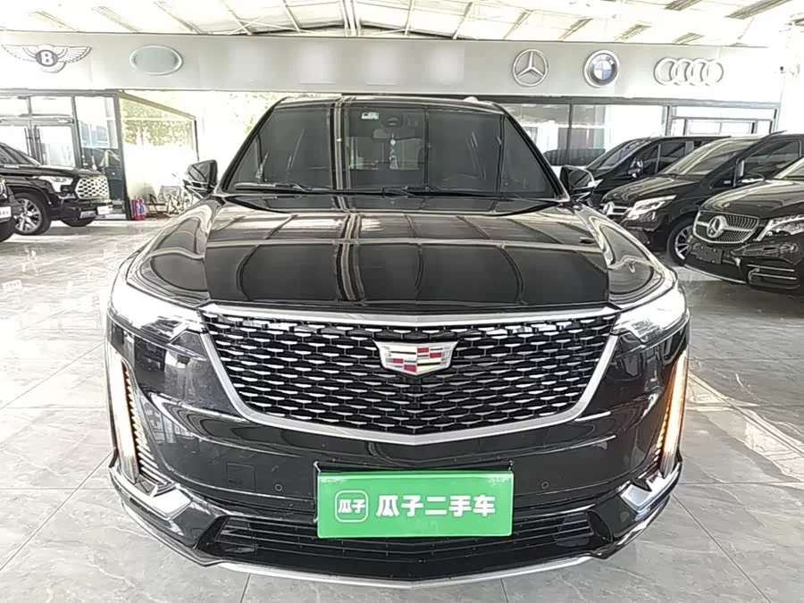 Cadillac XT6